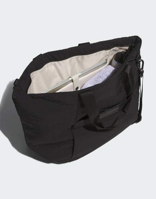 adidas Performance – Favorite – Beuteltasche in Schwarz, 2 von 5