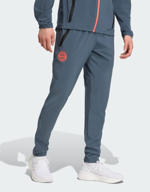adidas Performance - FC Bayern tiro 25 competition - Reisbroek van technische viscose in fel grijs en koraalroze