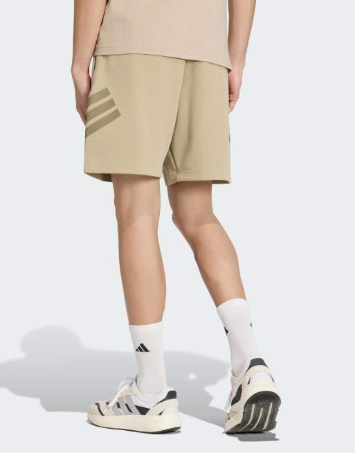 adidas Performance – Future Icons – Szorty z 3 paskami w kolorze neutralnym, 2 z 4