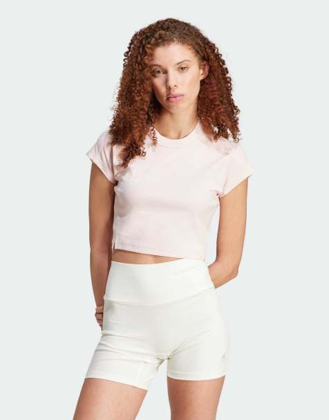 adidas Performance – Geripptes Lounge-T-Shirt in Rosa mit kurzem Schnitt - view 1