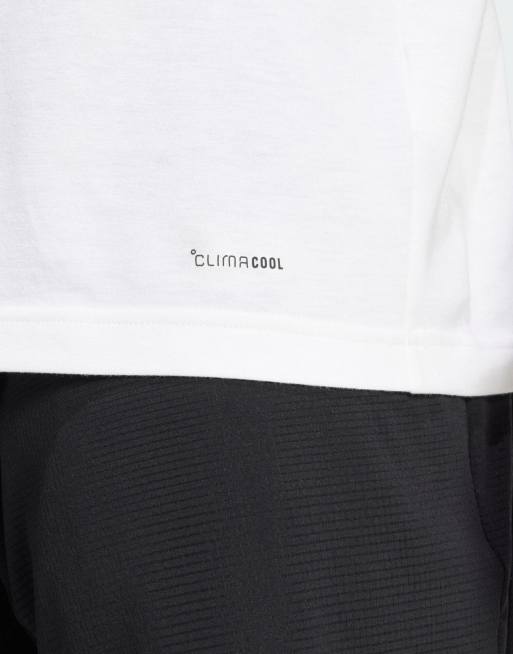 adidas Performance - Hvid tennis-T-shirt med grafik med 3 glade bolde, 3 af 4