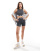 Thumbnail 1 van 5