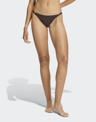 adidas Performance - Iconisea - Gerippte Bikinihose in Aurora Coffee-Brown