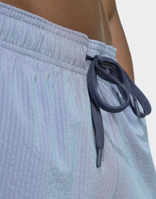 adidas Performance – Iridescent – Bläckblå badshorts i bäckebölja, 5 tum, 5 av 5