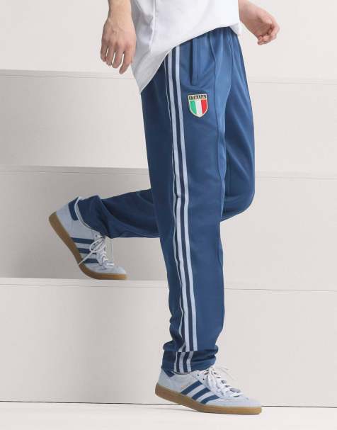 adidas Performance – Italy Originals – Granatowe spodnie dresowe - view 1