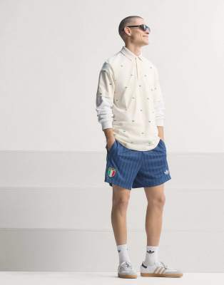 Performance - Italy Originals - Shorts in dunklem Marineblau Blau M