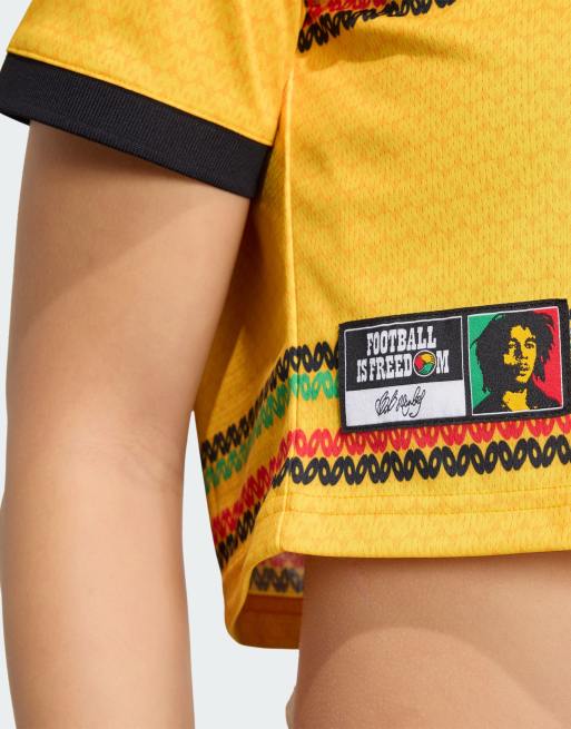 adidas Performance – Jamaica 26 x Bob Marley Home – Cropped-Trikot in Bold Gold, 3 von 4