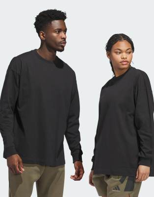 adidas Performance - Langärmliges T-Shirt in Schwarz mit „Adidas Basketball"-Print