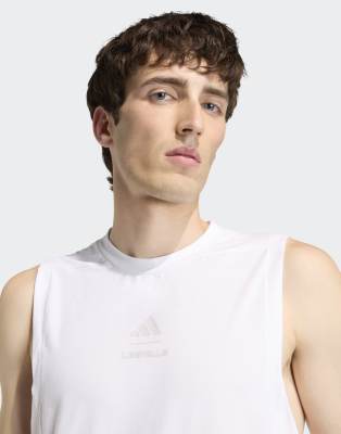 Performance - Les Mills - Tanktop in Weiß/Eislila mit Grafikprint Weiß L