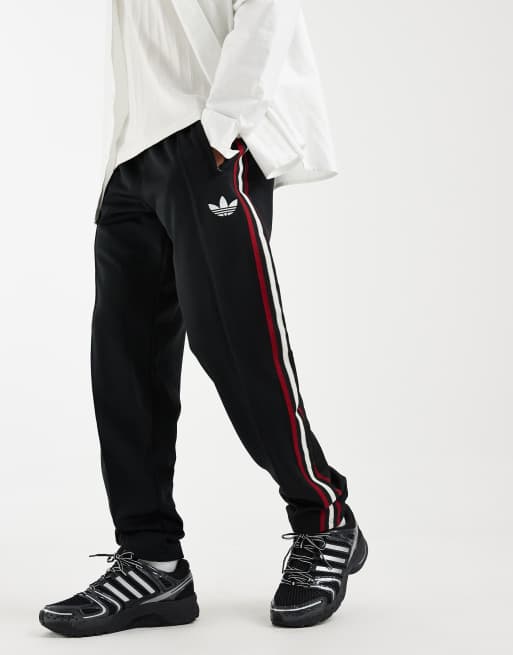 adidas Performance – Manchester United Originals – Trainingshose in Schwarz, 2 von 5