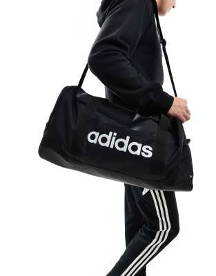 adidas Performance - Mittelgroße, lineare Beuteltasche in Schwarz