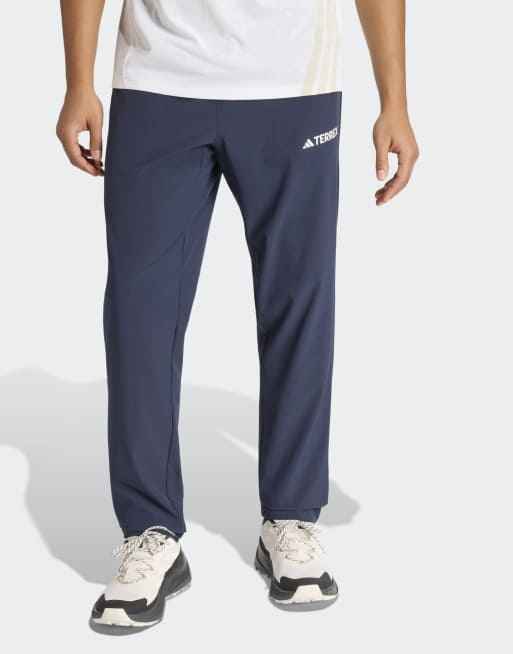 adidas performance - Multi Essentials - Pantaloni elasticizzati color legend ink