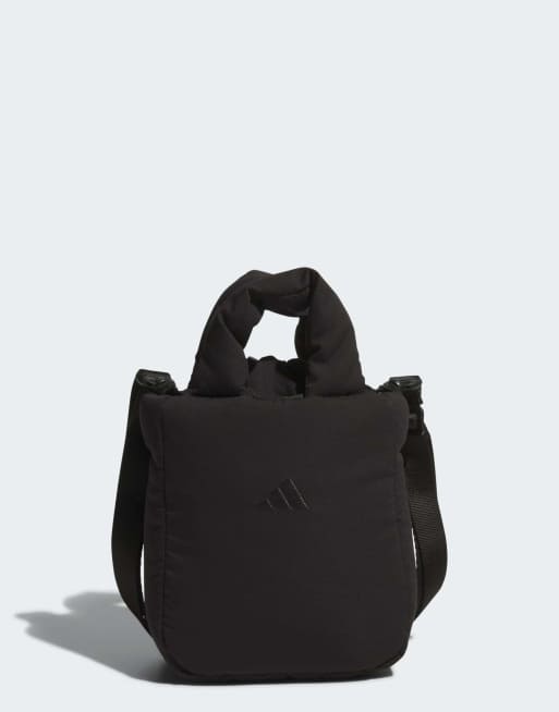 adidas Performance – Must Haves – Kleine gesteppte Tasche in Schwarz