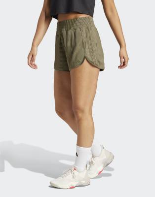 adidas Performance - Pacer All Gym Seasonal - Gerippte, farblich abgestimmte Shorts in Olive Strata mit hohem Bund und d...