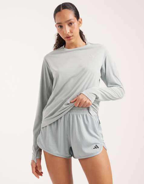 adidas Performance - Pacer Essentials - Pantaloncini a vita alta in maglia verde salvia e bianchi - view 1