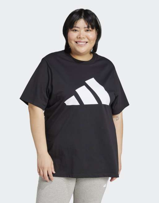 adidas Performance Plus Size - Essentials - Sort/hvid T-shirt i bomuld med stort logo