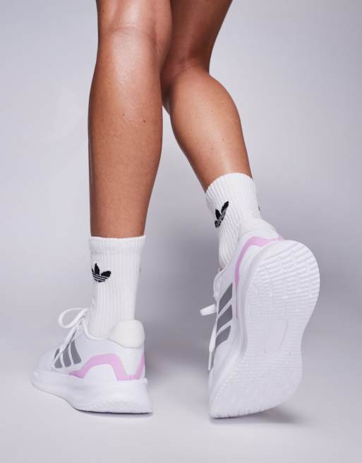 adidas gazelle silver green womens Men's Wide Fit adidas Runfalcon 5 Walking/Running Sneakers, Black/White / 10.5 / 2E main image 0