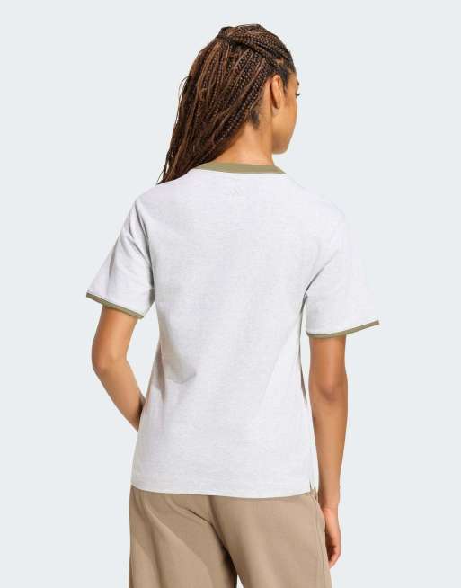 adidas Performance – Seasonal Essentials Colorpop – T-Shirt in Hellgrau meliert/Olivgrün mit gesticktem Motiv, 2 von 6