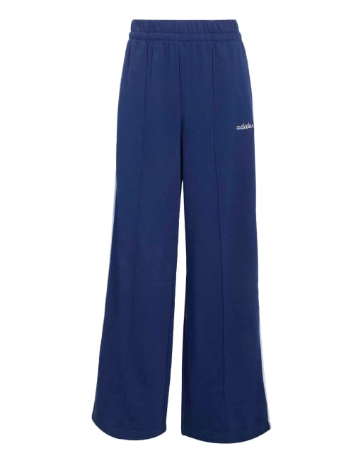 adidas Performance – Seasonal Essentials Colourpop – Hose in Dunkelblau/Weiß mit gesticktem Motiv, 5 von 5