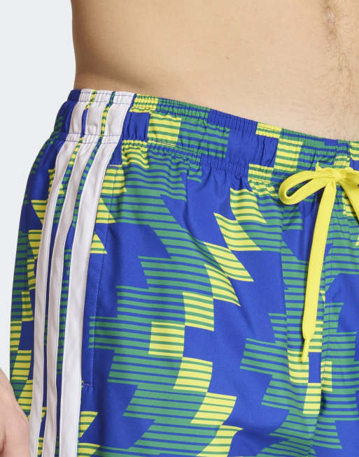 adidas Performance - Short de bain 5 pouces à motif style football - Jaune vif/blanc, 3 de 4