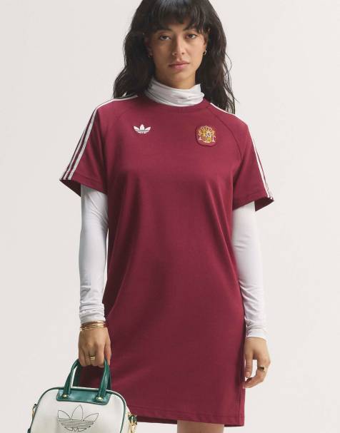 adidas Performance – Spain Originals – Bordowa sukienka z motywem reprezentacji Hiszpanii - view 1