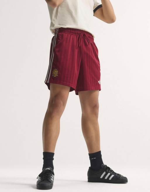 adidas performance Spain originals shorts in team coll burgundy 2, 3 of 4