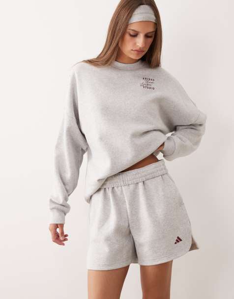 adidas Performance – Studios – Sweatshirt in Grau mit den drei Streifen - view 1