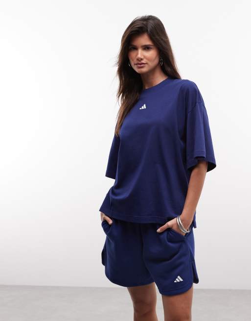 adidas Performance – Studios – T-Shirt in Marineblau mit den drei Streifen, 4 von 4