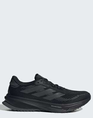  Supernova rise gtx running shoes in core black / dark grey / core