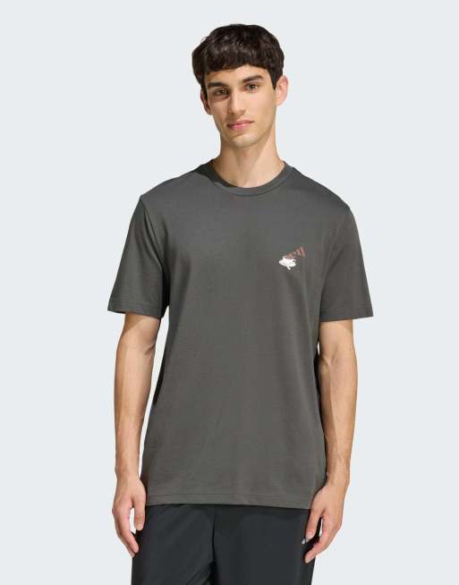 adidas Performance – T-Shirt in Grey Six mit Kaffee-, „Café“- und Käsekuchen-Print, 2 von 5