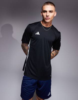 футболка adidas Performance Tabela 23 черного цвета 3490₽