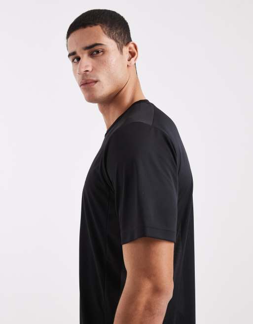 adidas performance Tech essentials workout 3 stripes t-shirt in black, 5 of 5