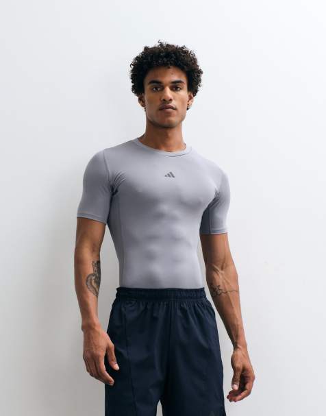 adidas performance – Techfit – Grå kompressions-t-shirt för träning - view 1
