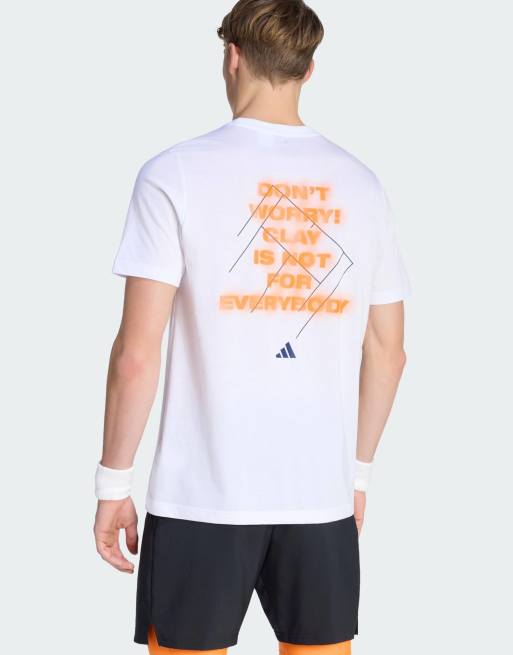 adidas Performance - Tennis - Hvid T-shirt med "Clay is Not"-grafik, 2 af 4