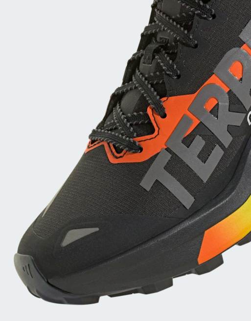 adidas performance Terrex agravic gtx 2 trail running shoes in core black / grey four, 4 of 7