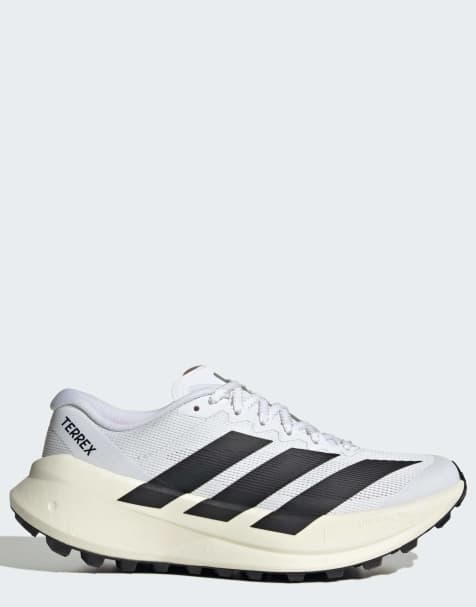 adidas Performance Terrex agravic SL Trailrunning-Sneaker in Weiß und Schwarz - view 1