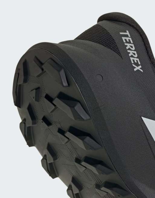 adidas Performance Terrex agravic SL trailrunningskor i svart och vitt, 4 av 7