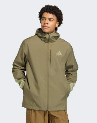Performance - Terrex Climaproof - 2,5-lagige Regenjacke in Olive Strata / Tent Green-Grün Grün M