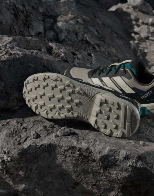 adidas performance Terrex eastrail 3 climaproof Wanderschuhe in Hellbraun / Wonder White, 2 von 7