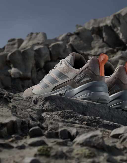 adidas Performance Terrex eastrail 3 trainers in brown and pink, 4 of 7