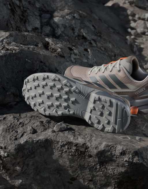 adidas performance Terrex Eastrail 3 W skor i wonder taupe / grey four, 2 av 7
