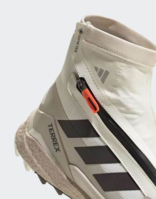 adidas performance Terrex Free Hiker 2 GTX Climawarm+ vandringsskor i grå två / core black / grå, 4 av 7
