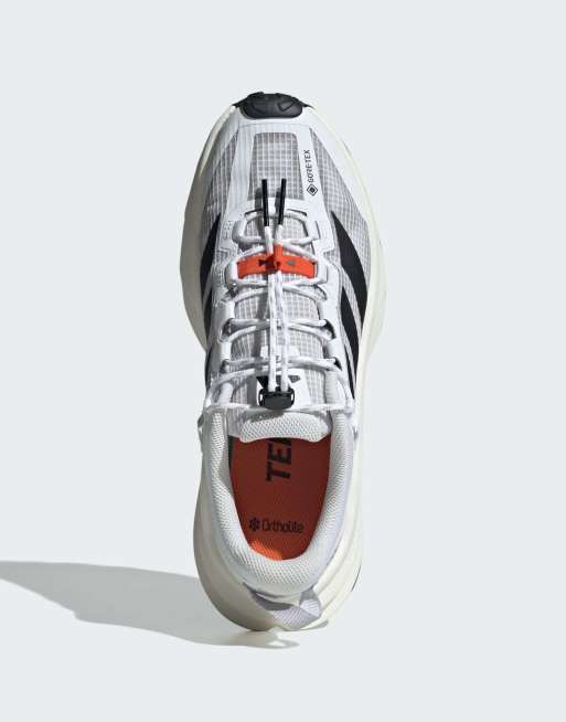 adidas performance Terrex Free Hiker Gore-Tex scarpe da trekking in Cloud White / Core Black, 2 di 7