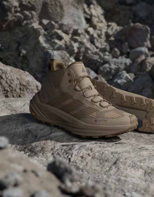 adidas performance Terrex freehiker 3 mid gore-tex vandringsskor i khaki six / brown oxide, 6 av 7