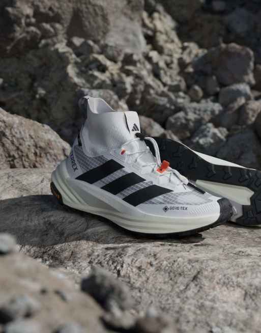 adidas performance Terrex freehiker 3 ultra gore-tex hiking shoes in cloud white / core black, 6 of 7