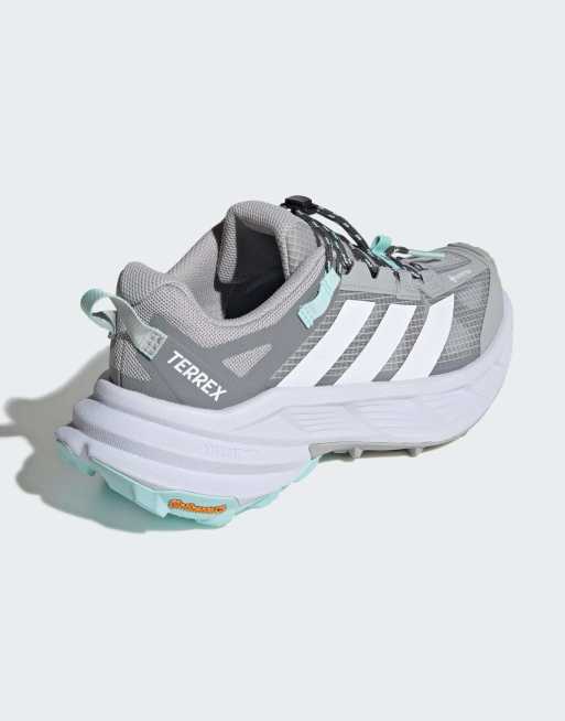 adidas performance Terrex freehiker sl GORE-TEX Wanderschuhe in Dash Grey / Cloud White, 7 von 7
