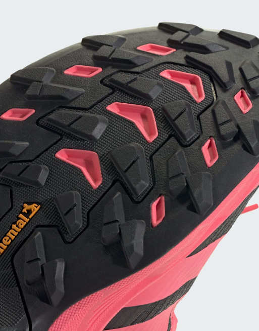 adidas performance Terrex Freehiker SL Gore-Tex Wanderschuhe in pure turbo / pure turbo, 4 von 7