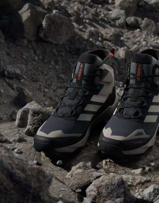 adidas Performance Terrex Skychaser AX5 bottines de randonnée mi-hautes Gore-Tex Climawarm beige et noir, 3 de 7