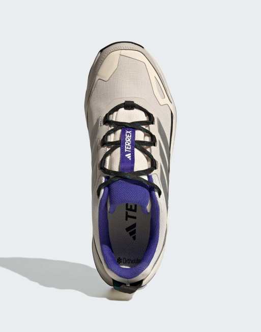 adidas Performance Terrex skychaser AX5 gore-tex hiking trainers in cream and blue, 2 of 7