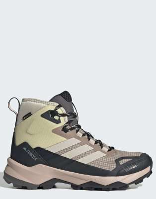 Urban Utilitarian 3